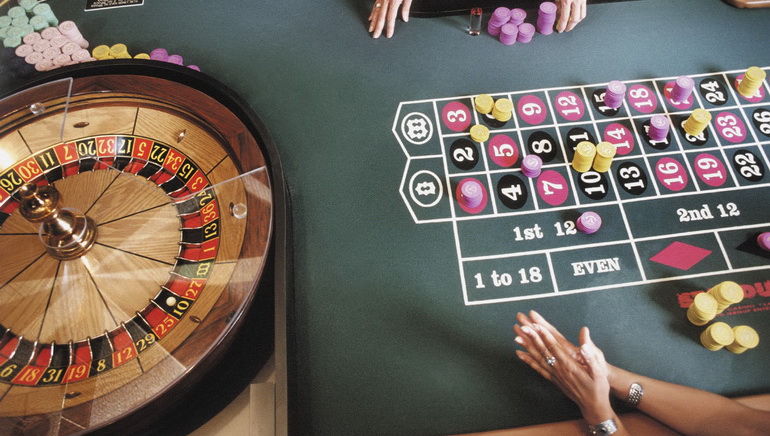 Khám phá cách tải game đánh bài tại 868vip với nhiều ưu đãi hấp dẫn