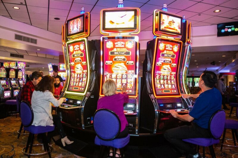 Khám phá thế giới game đánh bài tiến lên đỉnh cao cùng 868vip